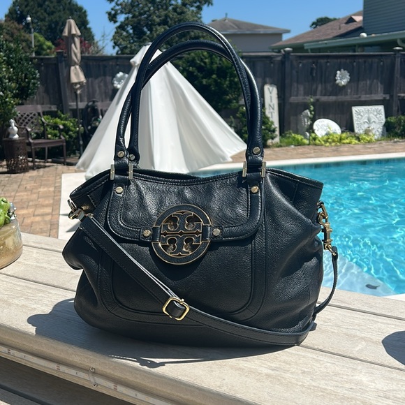 Tory Burch Amanda Classic Hobo - Picture 2 of 7